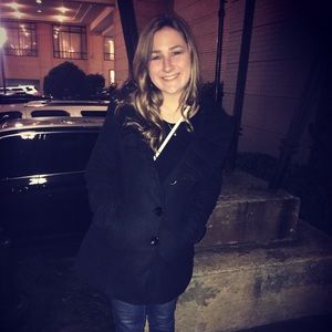 Meet your Posher, Hannah